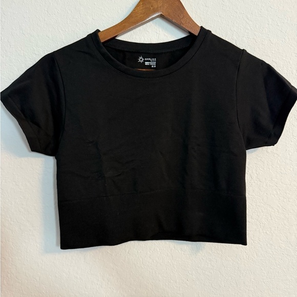 aerie Tops - Offline by Aerie Black Seamless Short Sleeve Crop Top